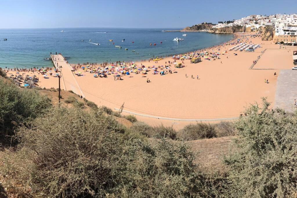 Alexa Apartment T2, Albufeira Center Two Bedrooms Self Check-In Экстерьер фото